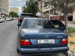 Сүрөт унаа Mercedes-Benz W124