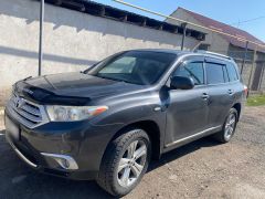 Сүрөт унаа Toyota Highlander