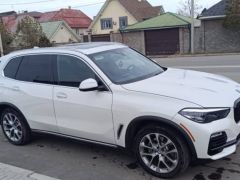 Photo of the vehicle BMW X5