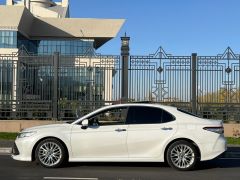 Photo of the vehicle Toyota Camry