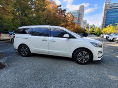 Сүрөт унаа Kia Carnival