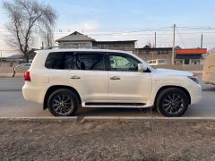 Сүрөт унаа Lexus LX