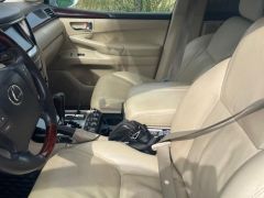 Сүрөт унаа Lexus LX