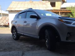 Сүрөт унаа Toyota RAV4