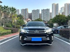 Photo of the vehicle Toyota Highlander