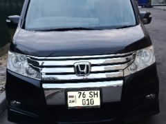 Фото авто Honda Stepwgn