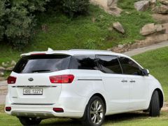 Photo of the vehicle Kia Carnival