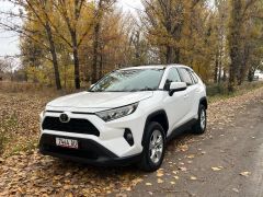 Сүрөт унаа Toyota RAV4