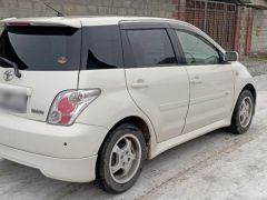 Photo of the vehicle Toyota Ist