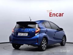 Сүрөт унаа Toyota Prius c