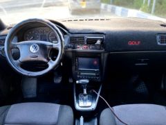 Photo of the vehicle Volkswagen Golf
