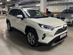 Photo of the vehicle Toyota RAV4