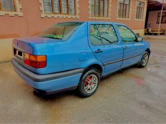 Photo of the vehicle Volkswagen Vento