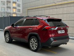 Photo of the vehicle Toyota RAV4