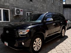 Фото авто Toyota Sequoia