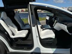 Сүрөт унаа Tesla Model X