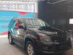 Сүрөт унаа Toyota Land Cruiser Prado