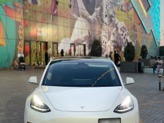 Сүрөт унаа Tesla Model 3