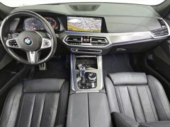 Photo of the vehicle BMW X5