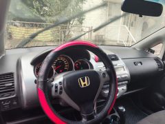 Photo of the vehicle Honda Jazz