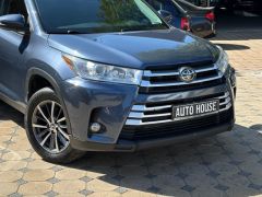 Сүрөт унаа Toyota Highlander