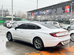 Photo of the vehicle Hyundai Sonata