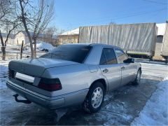 Photo of the vehicle Mercedes-Benz W124