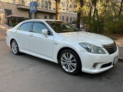 Сүрөт унаа Toyota Crown