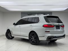 Фото авто BMW X7