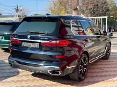 Фото авто BMW X7