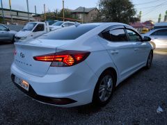 Photo of the vehicle Hyundai Elantra