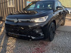 Фото авто Volkswagen Tiguan