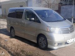 Photo of the vehicle Toyota Alphard