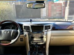 Сүрөт унаа Lexus LX