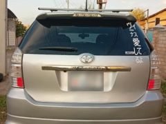 Сүрөт унаа Toyota Wish