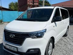 Photo of the vehicle Hyundai Grand Starex