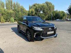 Photo of the vehicle Lexus LX