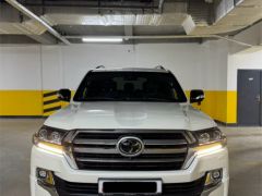 Photo of the vehicle Toyota Land Cruiser