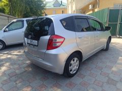 Фото авто Honda Fit