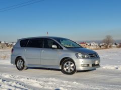 Фото авто Toyota Ipsum