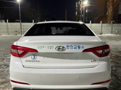 Photo of the vehicle Hyundai Sonata