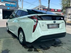 Фото авто Toyota Prius