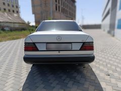 Фото авто Mercedes-Benz W124