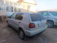 Сүрөт унаа Volkswagen Golf