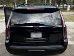 Photo of the vehicle Cadillac Escalade