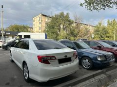 Сүрөт унаа Toyota Camry