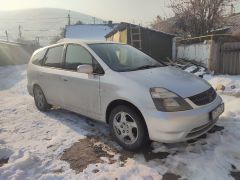 Сүрөт унаа Honda Stream