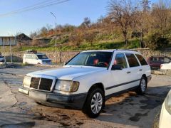 Фото авто Mercedes-Benz W124