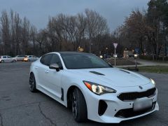 Фото авто Kia Stinger