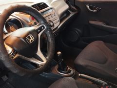 Фото авто Honda Jazz